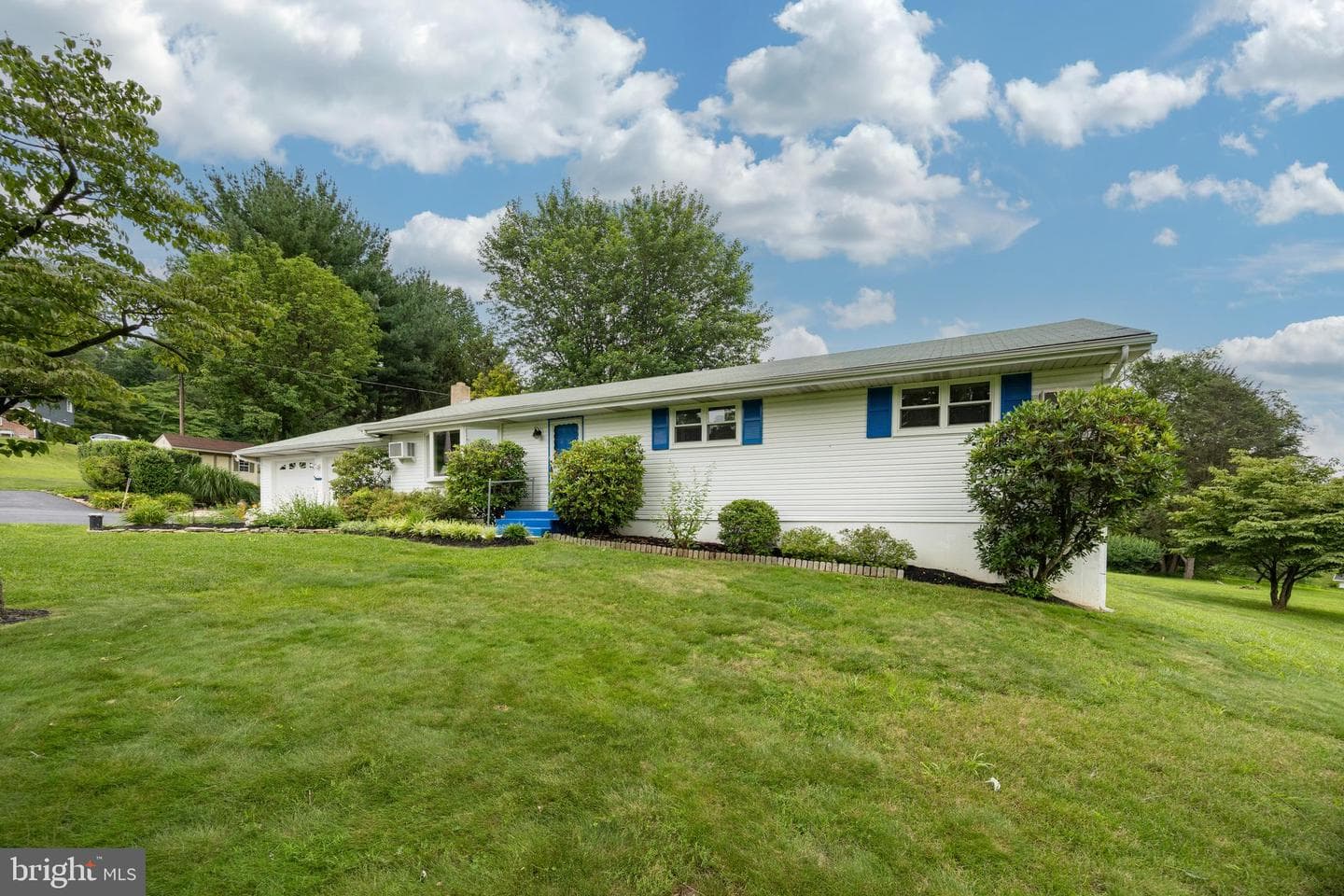 1526 Walton Drive photo 7