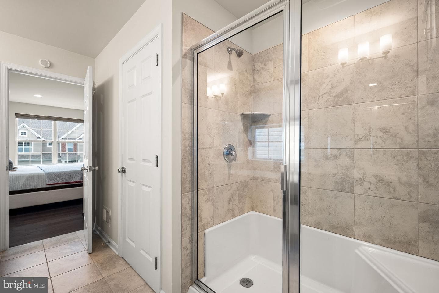 713 Houston Street photo 32