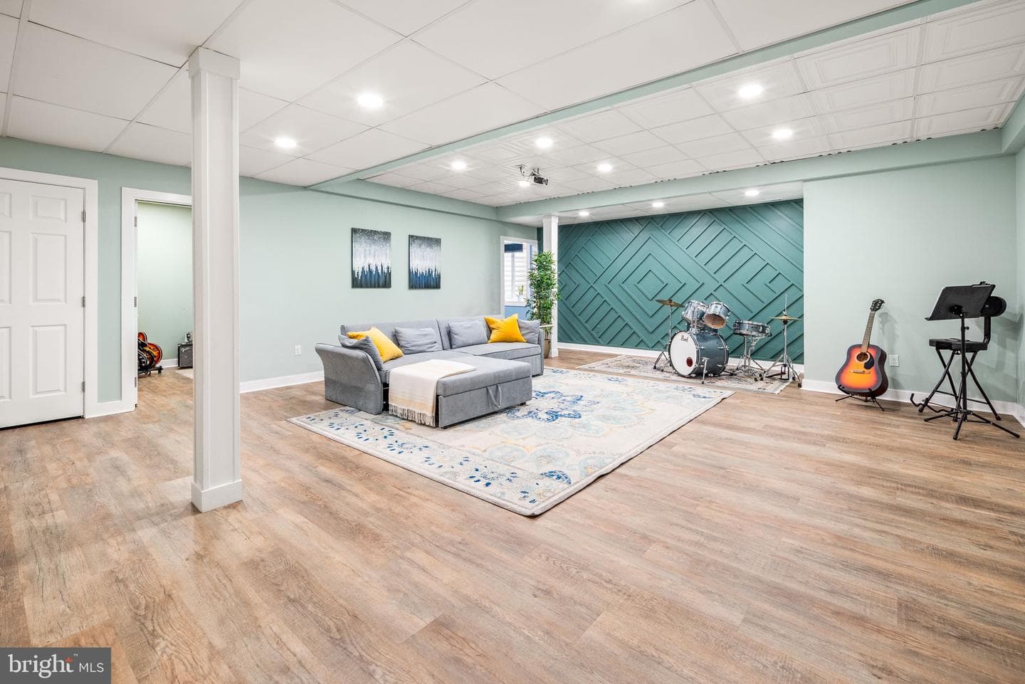 713 Houston Street photo 6