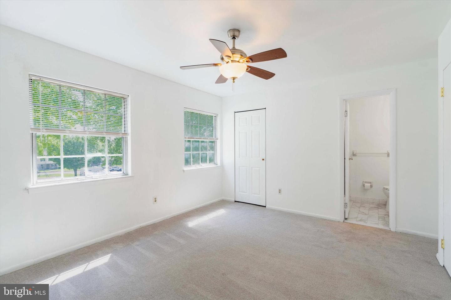 166 Chester Court photo 14