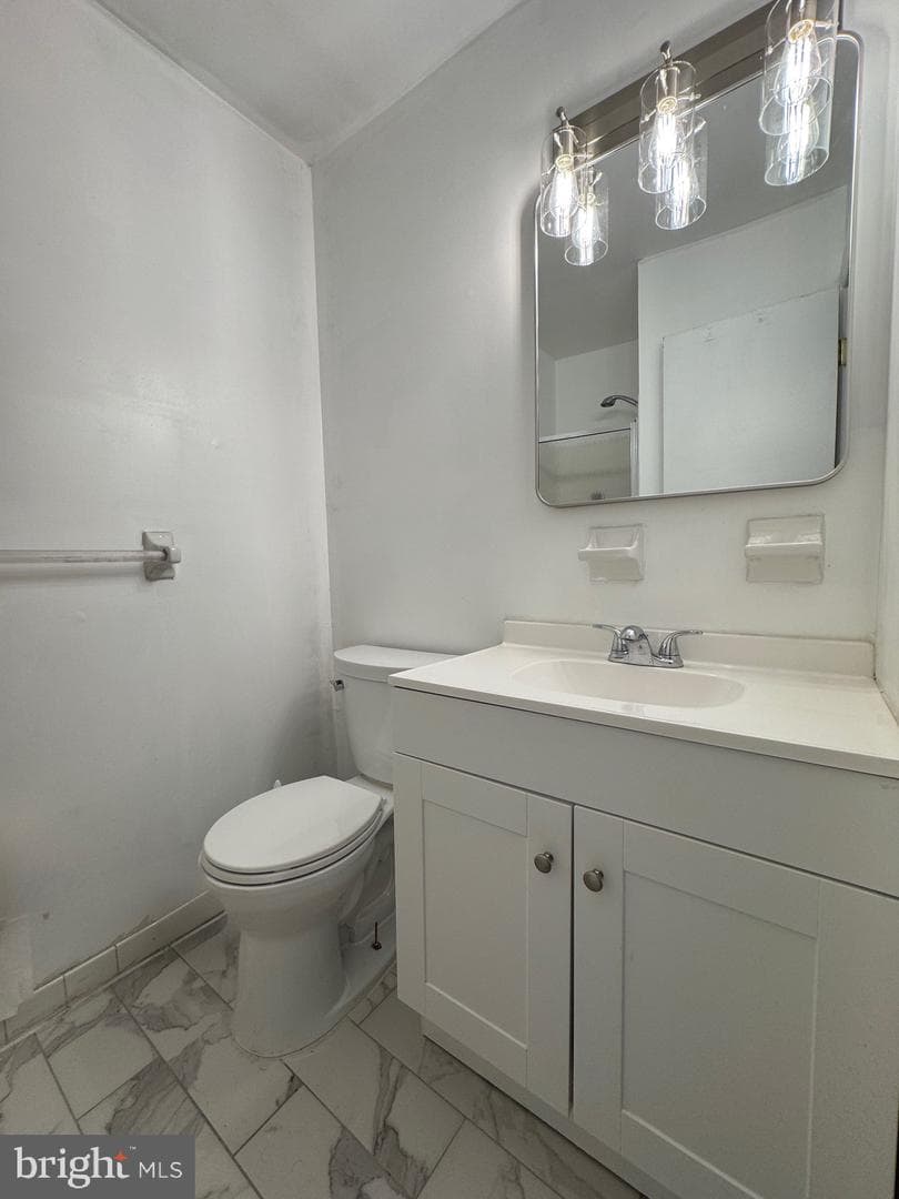 166 Chester Court photo 15
