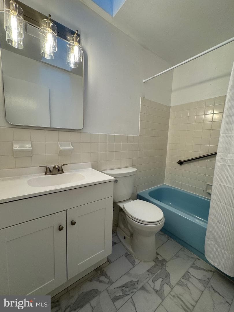 166 Chester Court photo 18
