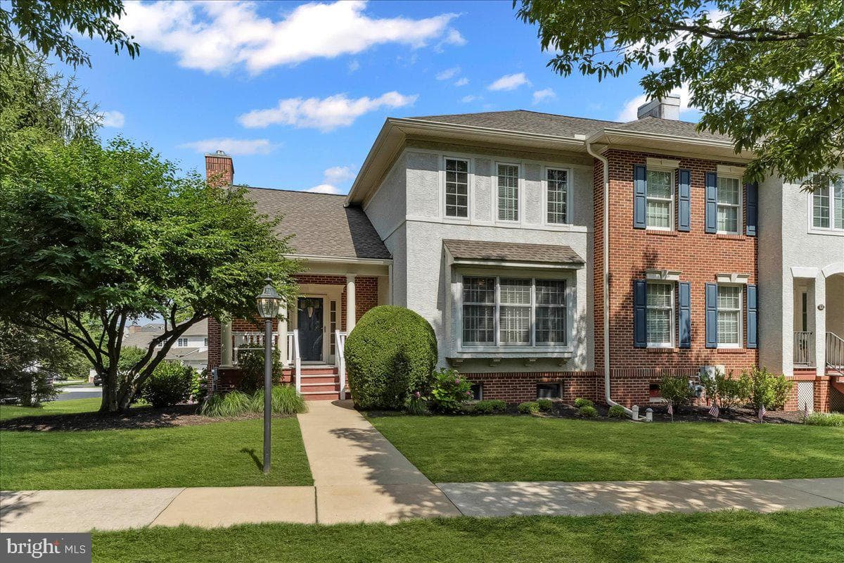 168 Windgate Drive photo 1
