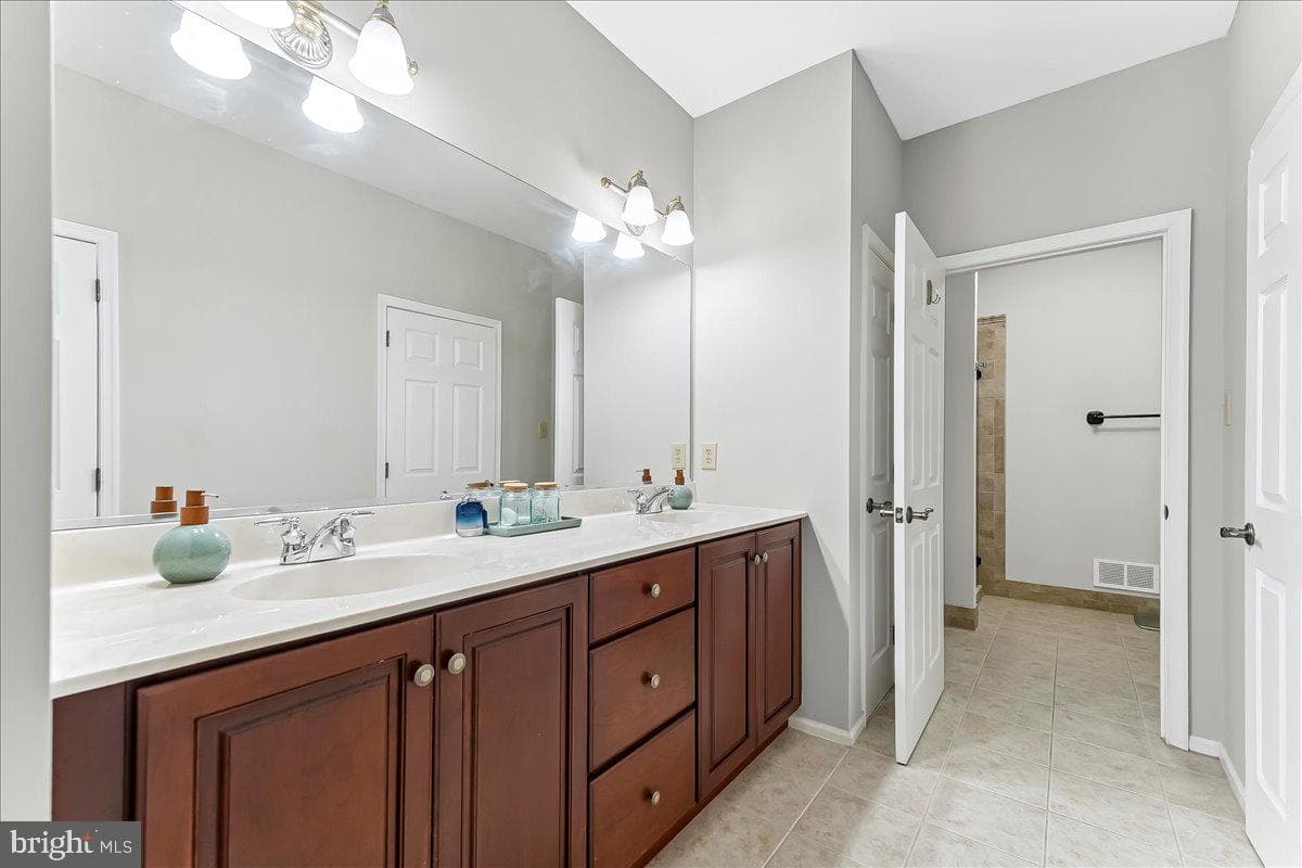 168 Windgate Drive photo 26
