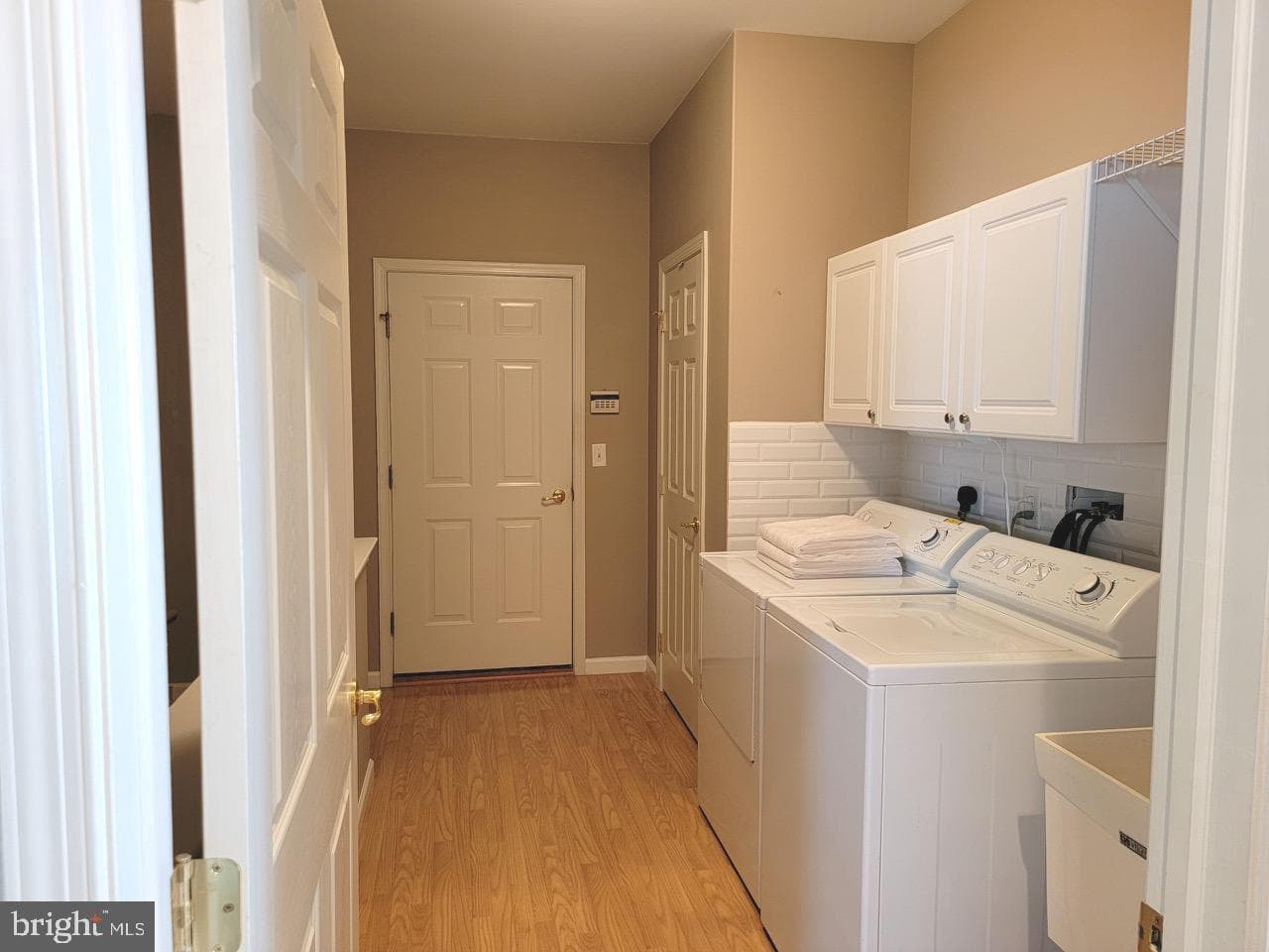 339 Carlisle Drive photo 11