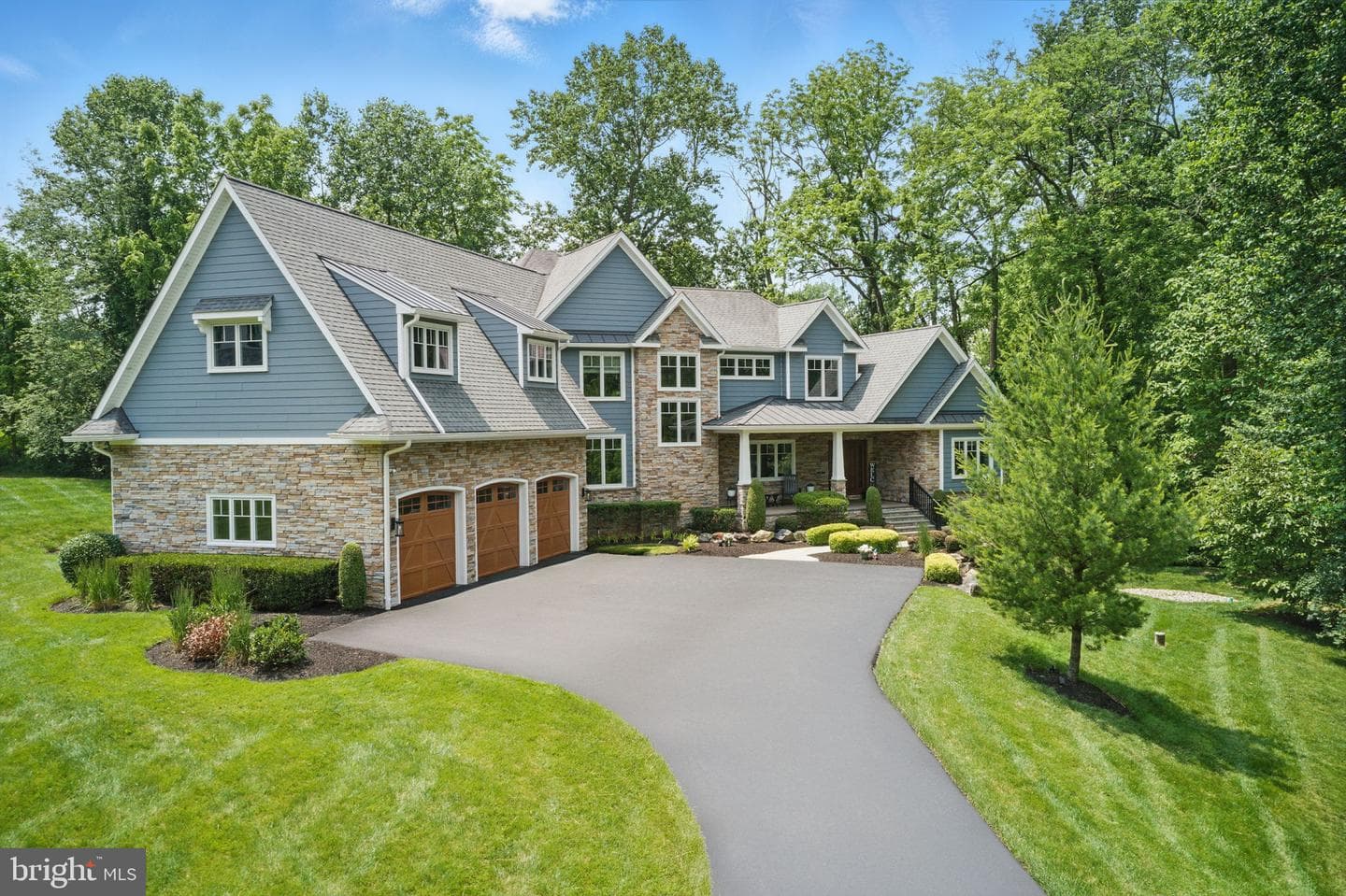 415 Pyles Mountain Lane photo 3