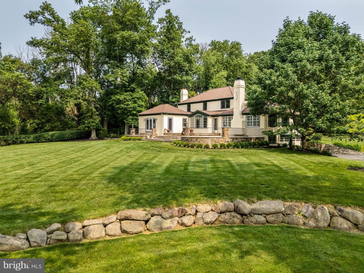 240 Church Road photo 63