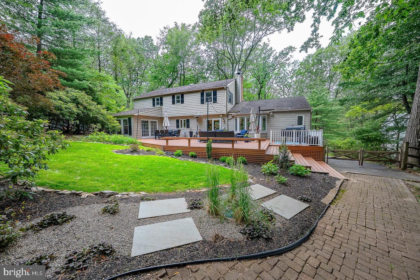 840 Old State Road photo 50