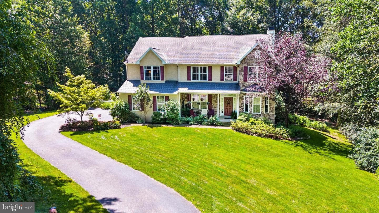 3044 Chestnut Hill Road photo 2