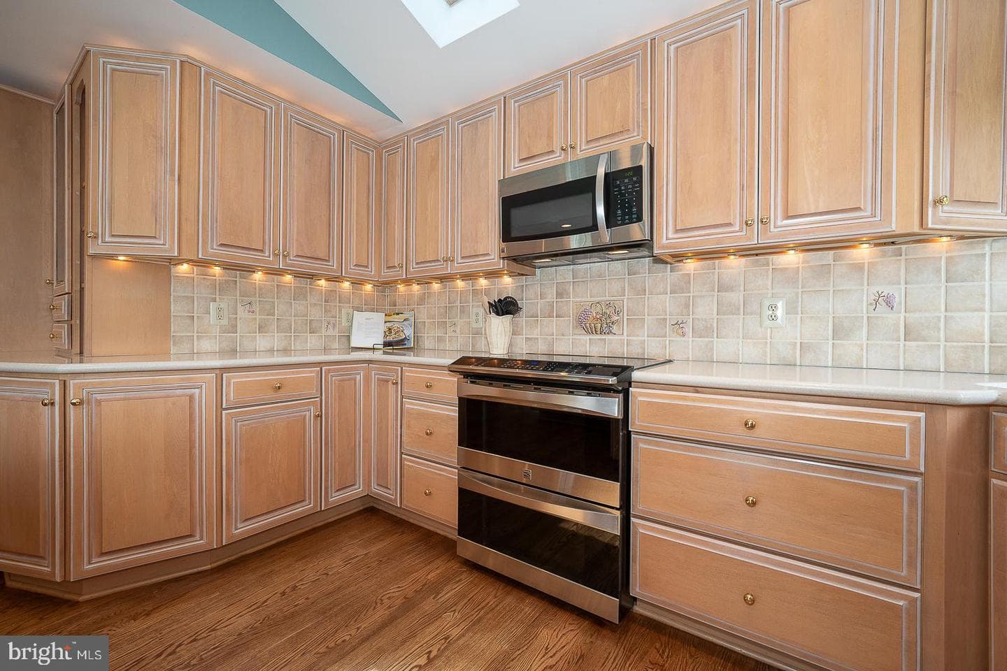 1414 Gary Terrace photo 28