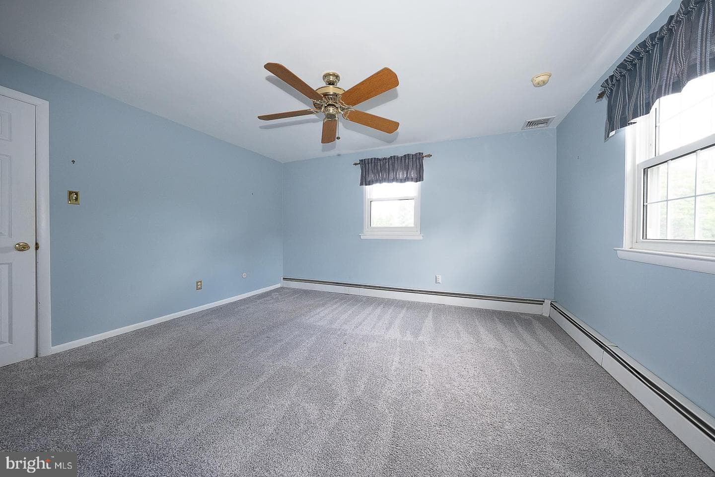 1414 Gary Terrace photo 33
