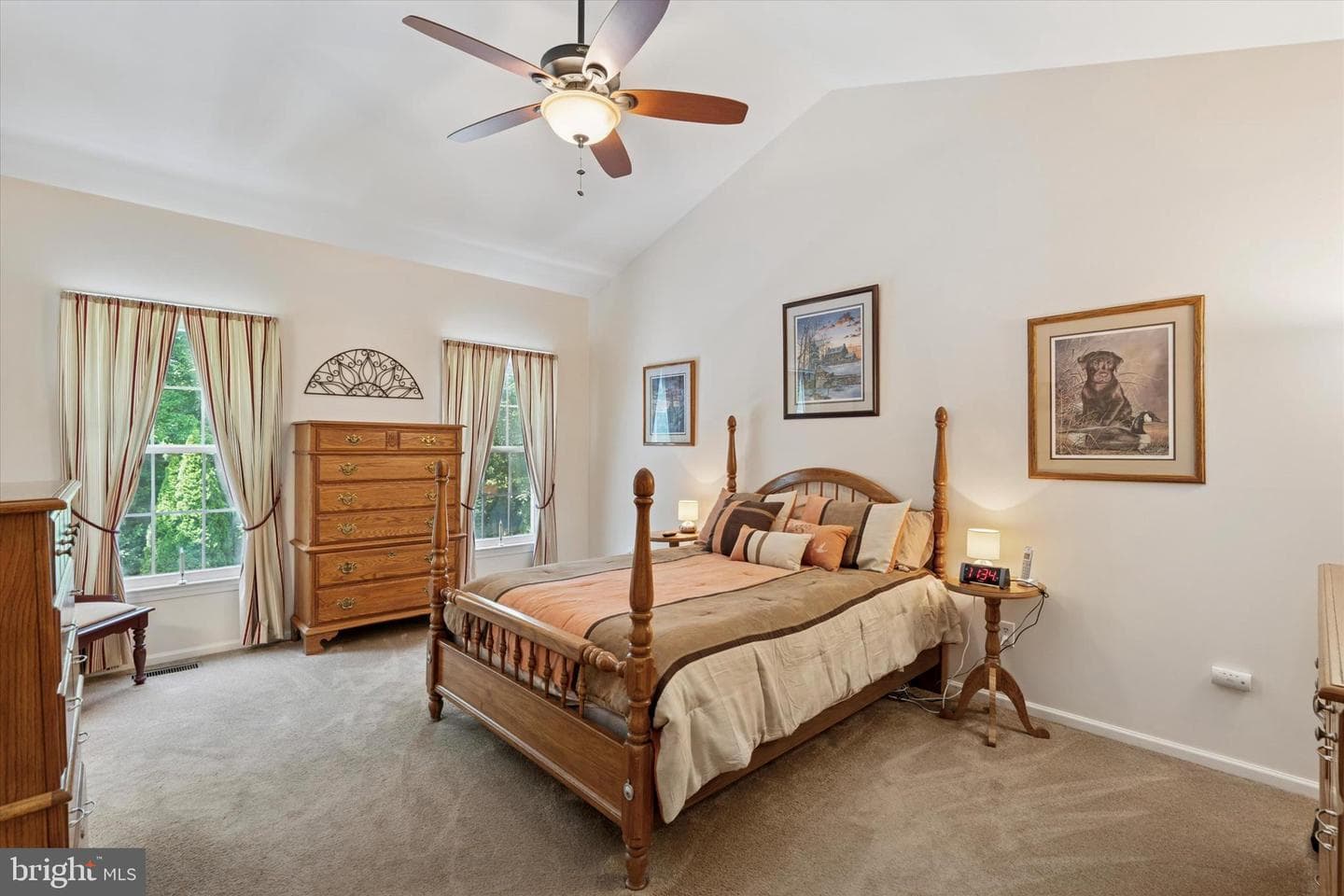 302 Cressent Court photo 10