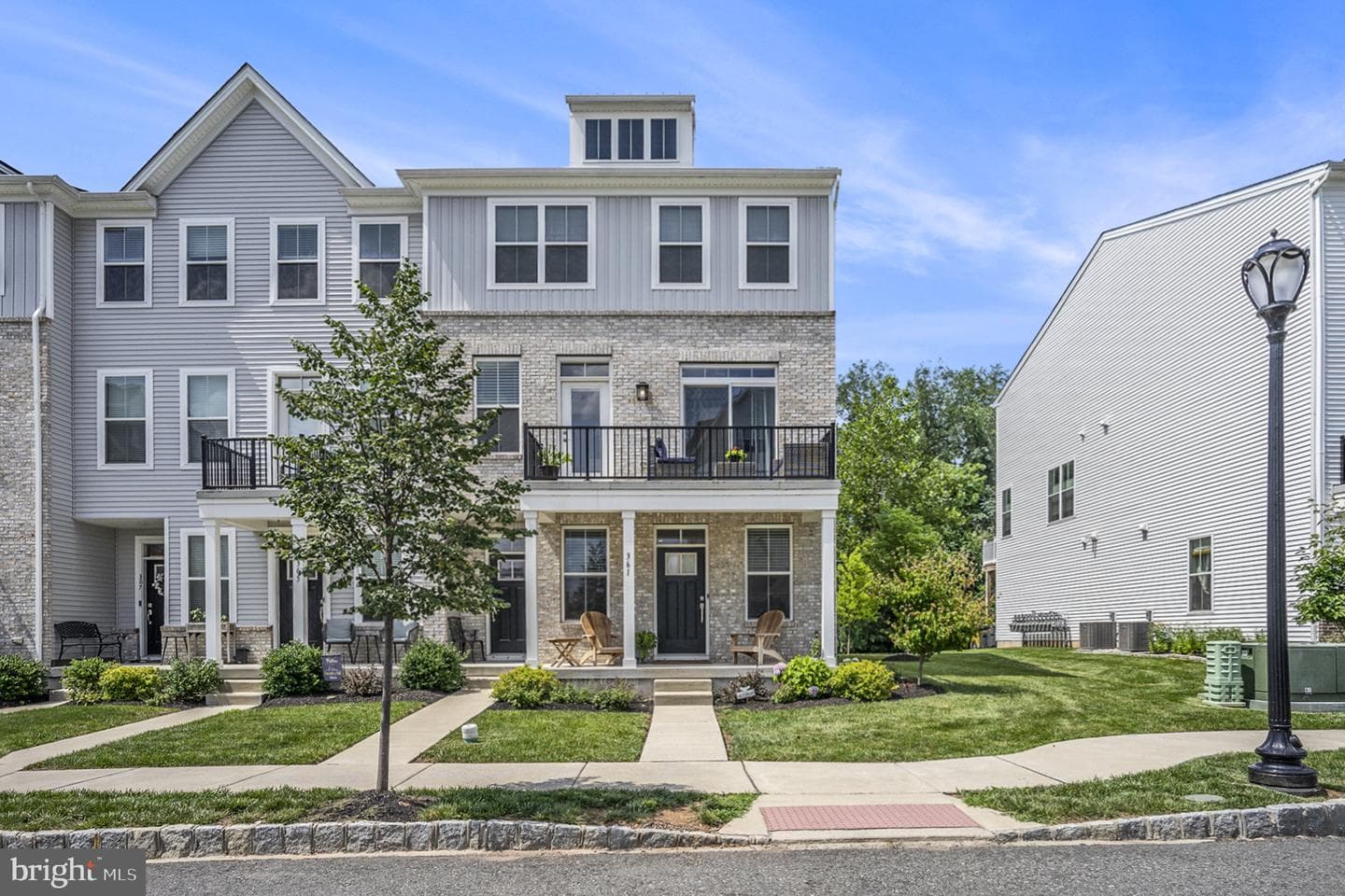361 Foundry Street photo 2