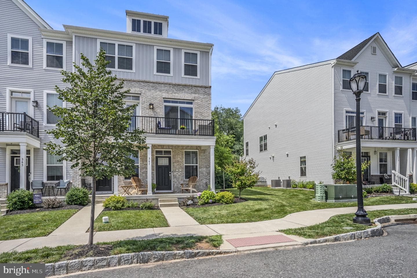 361 Foundry Street photo 6