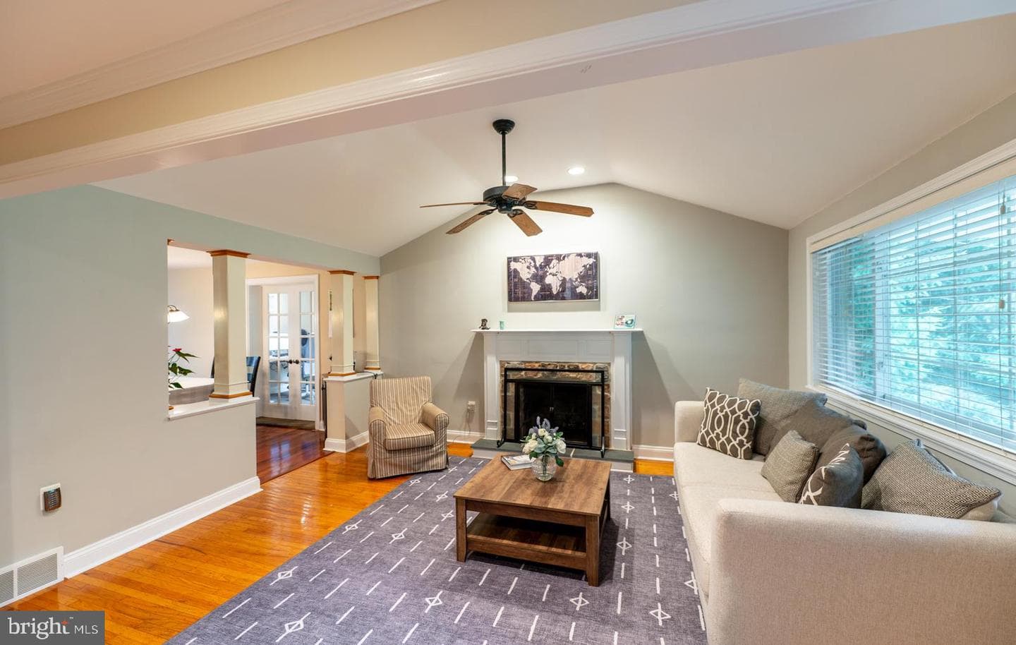 496 Black Swan Lane photo 4