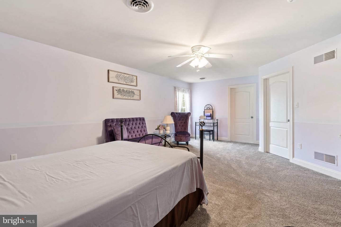 2 Windsor Court photo 30