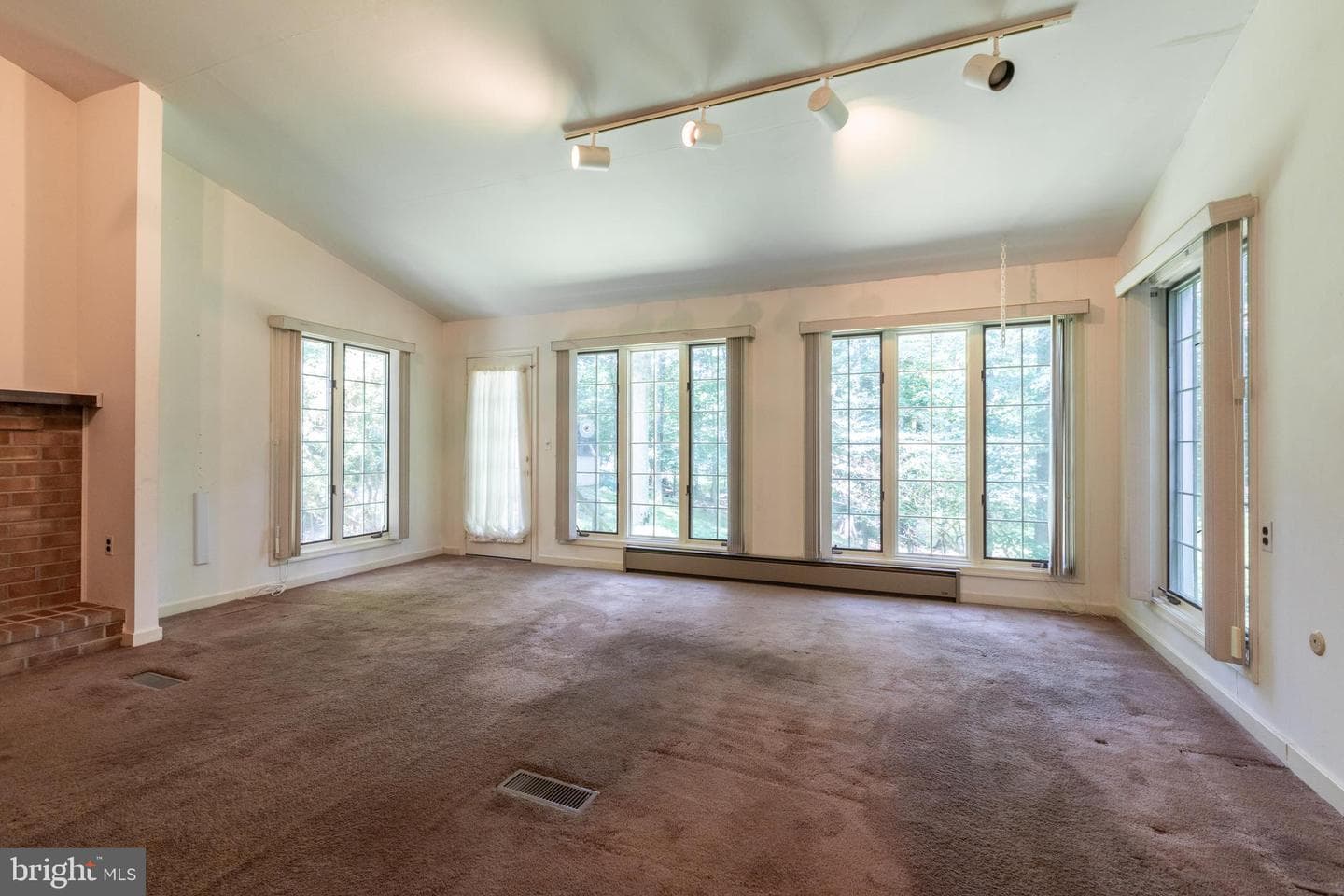 402 Howell Road photo 22