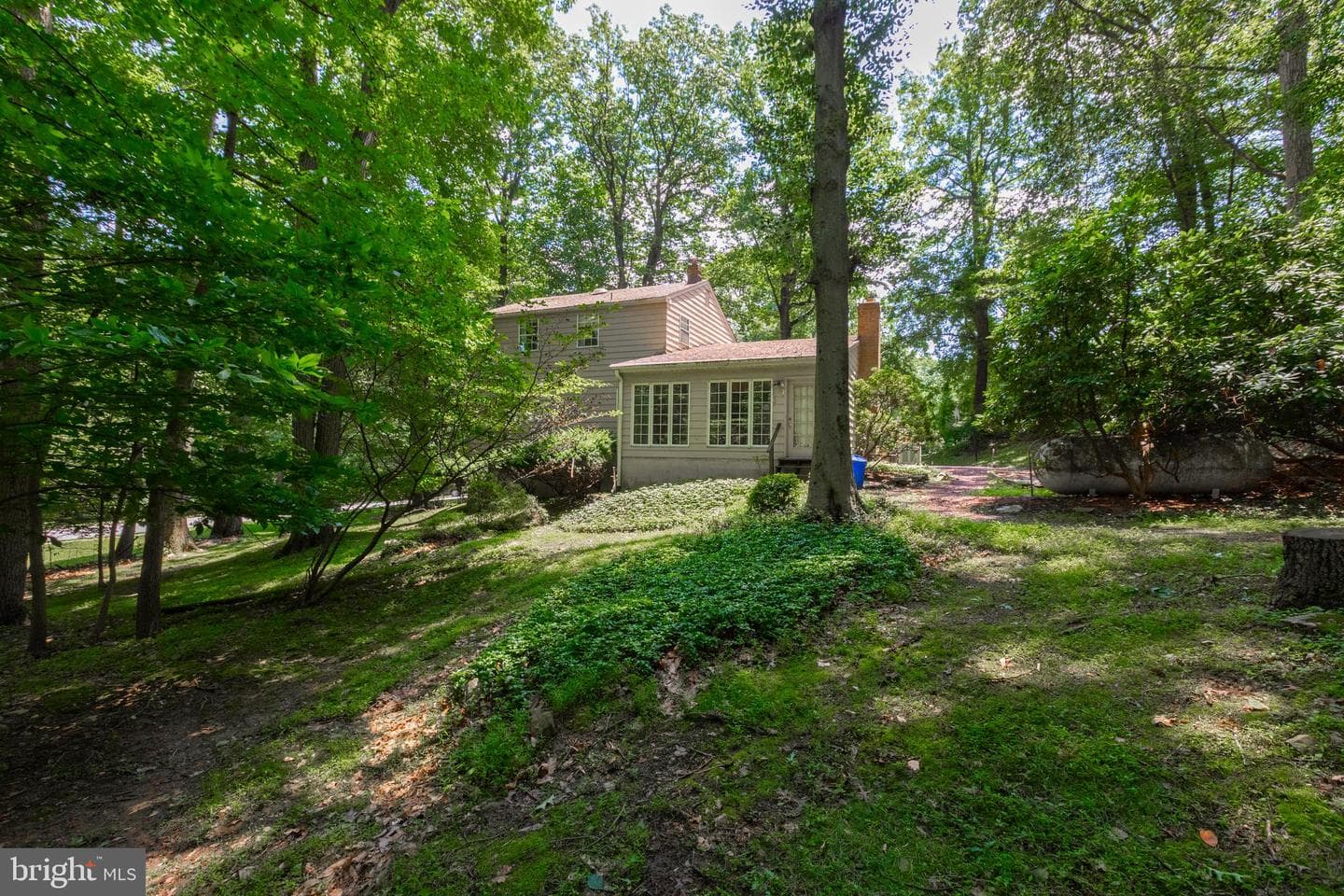 402 Howell Road photo 4