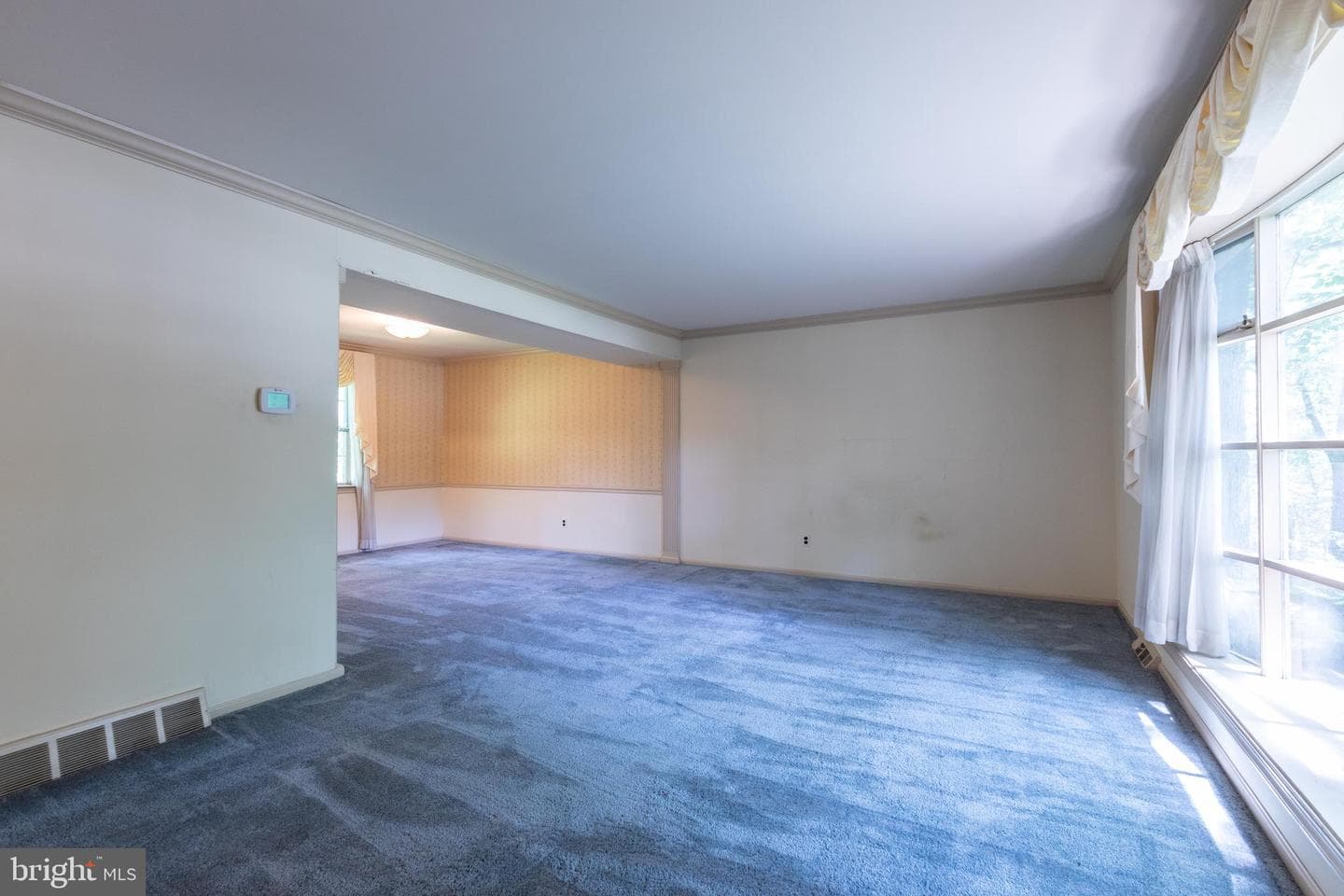 402 Howell Road photo 8