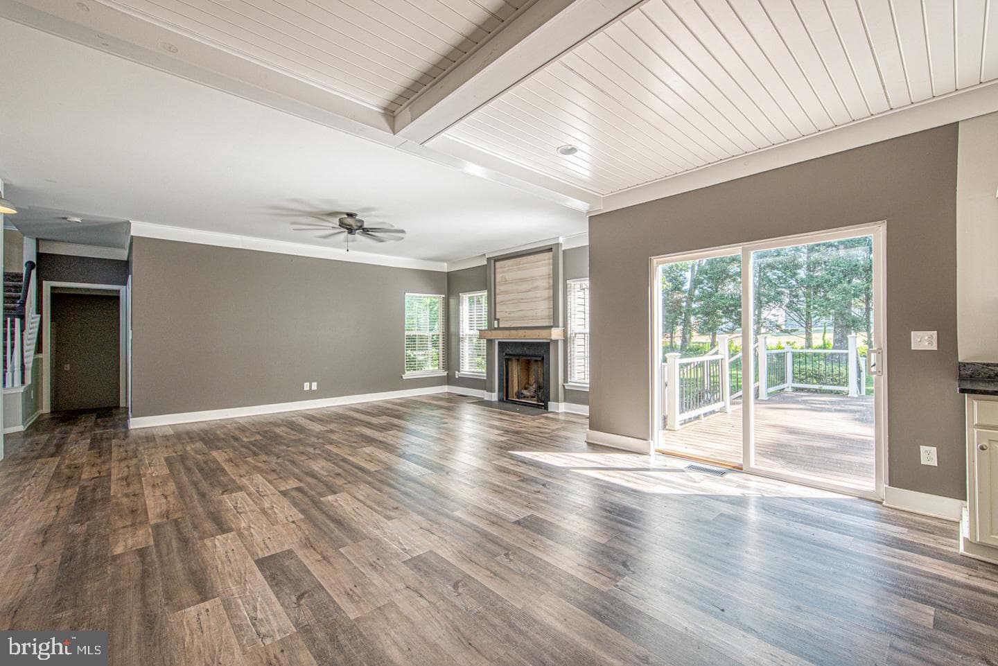 732 Slate Hill Drive photo 18