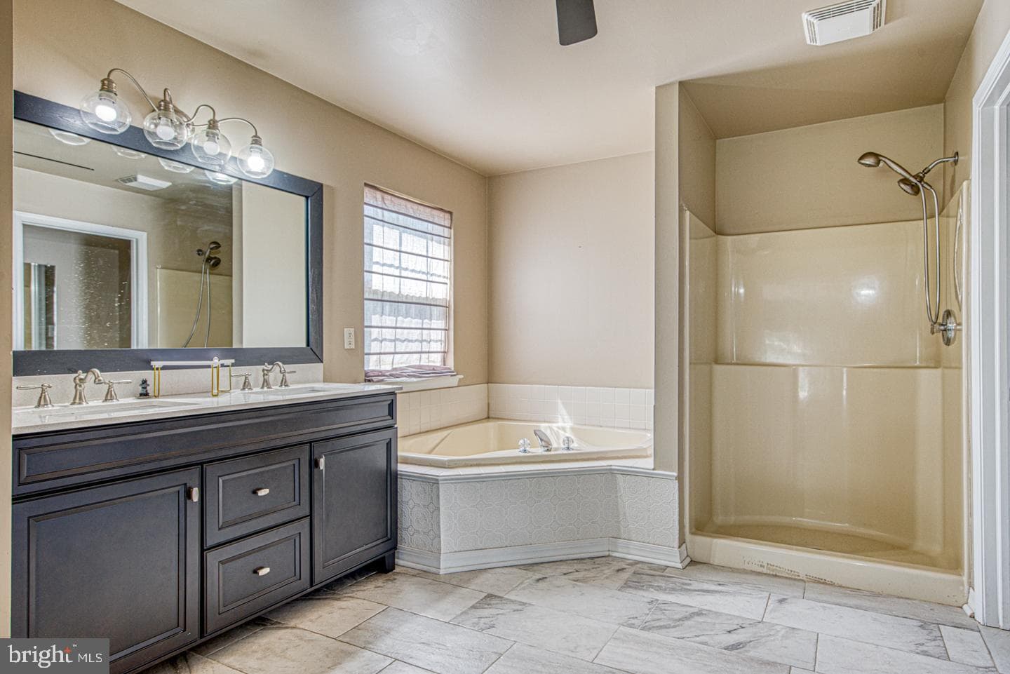 732 Slate Hill Drive photo 25