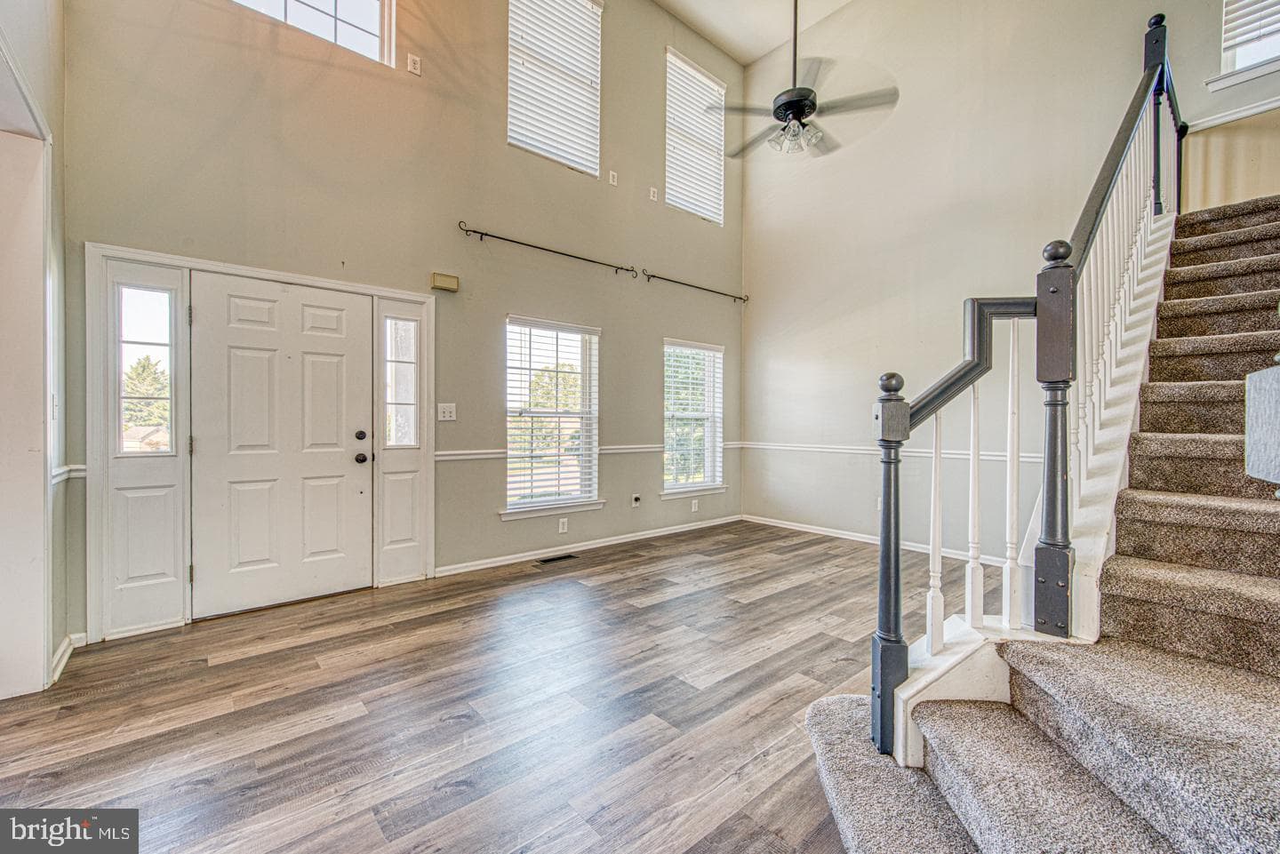 732 Slate Hill Drive photo 3