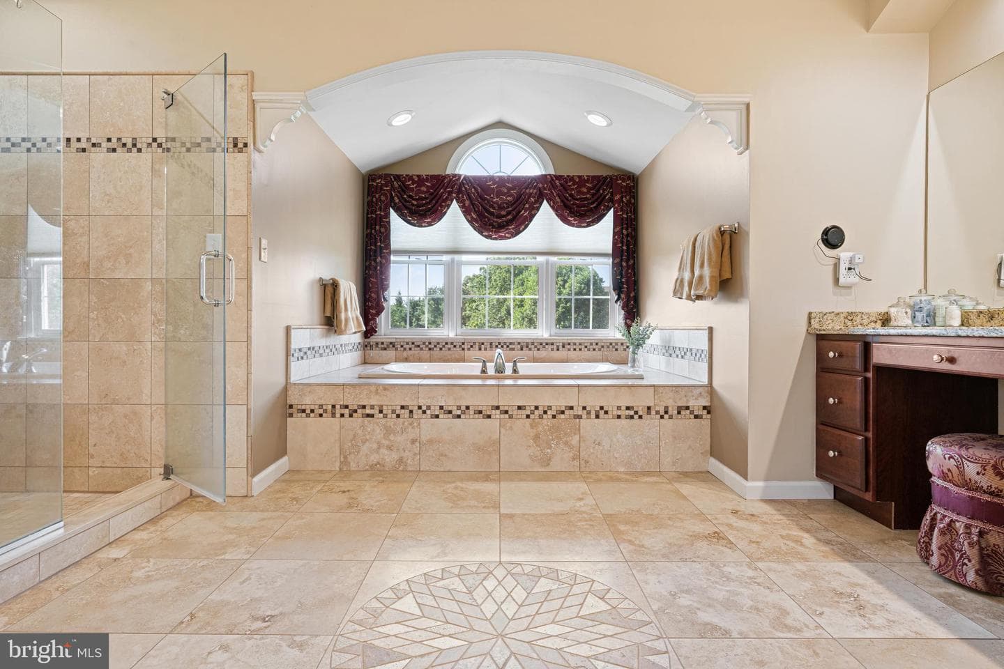 133 Talbot Drive photo 29