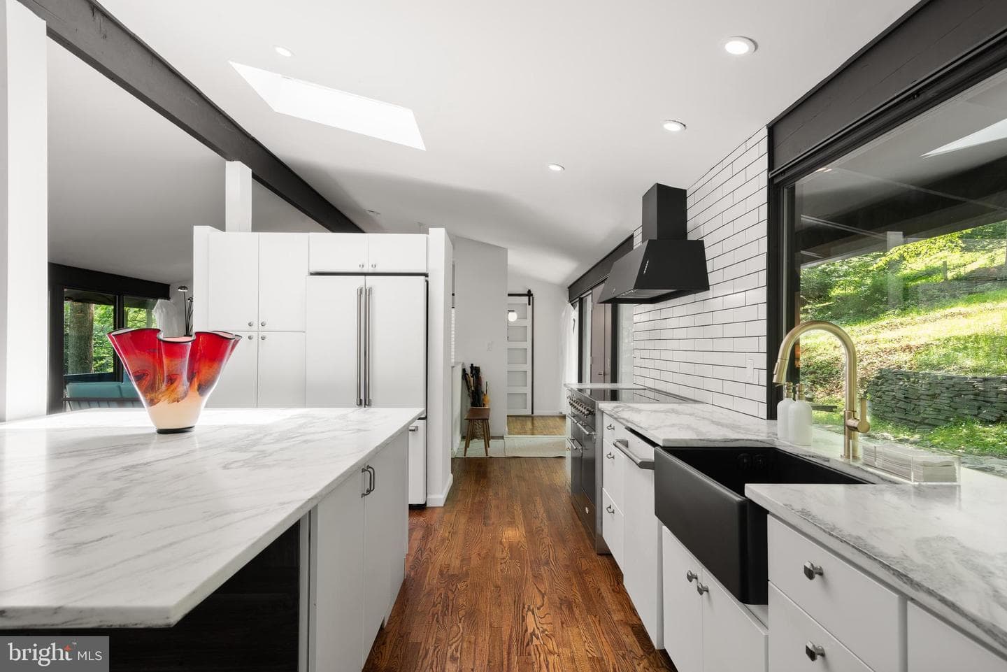 244 Vincent Road photo 7