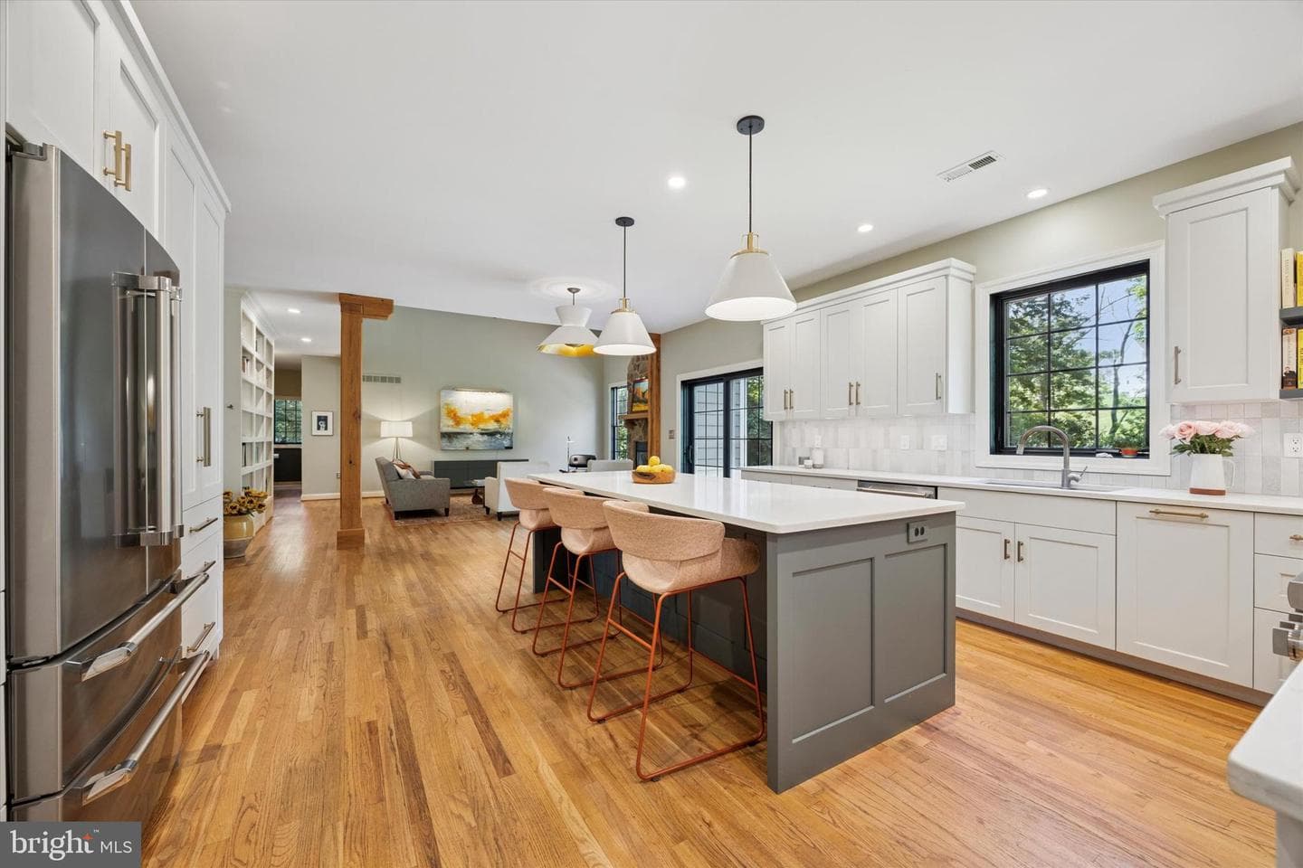 150 Waterview Drive photo 7