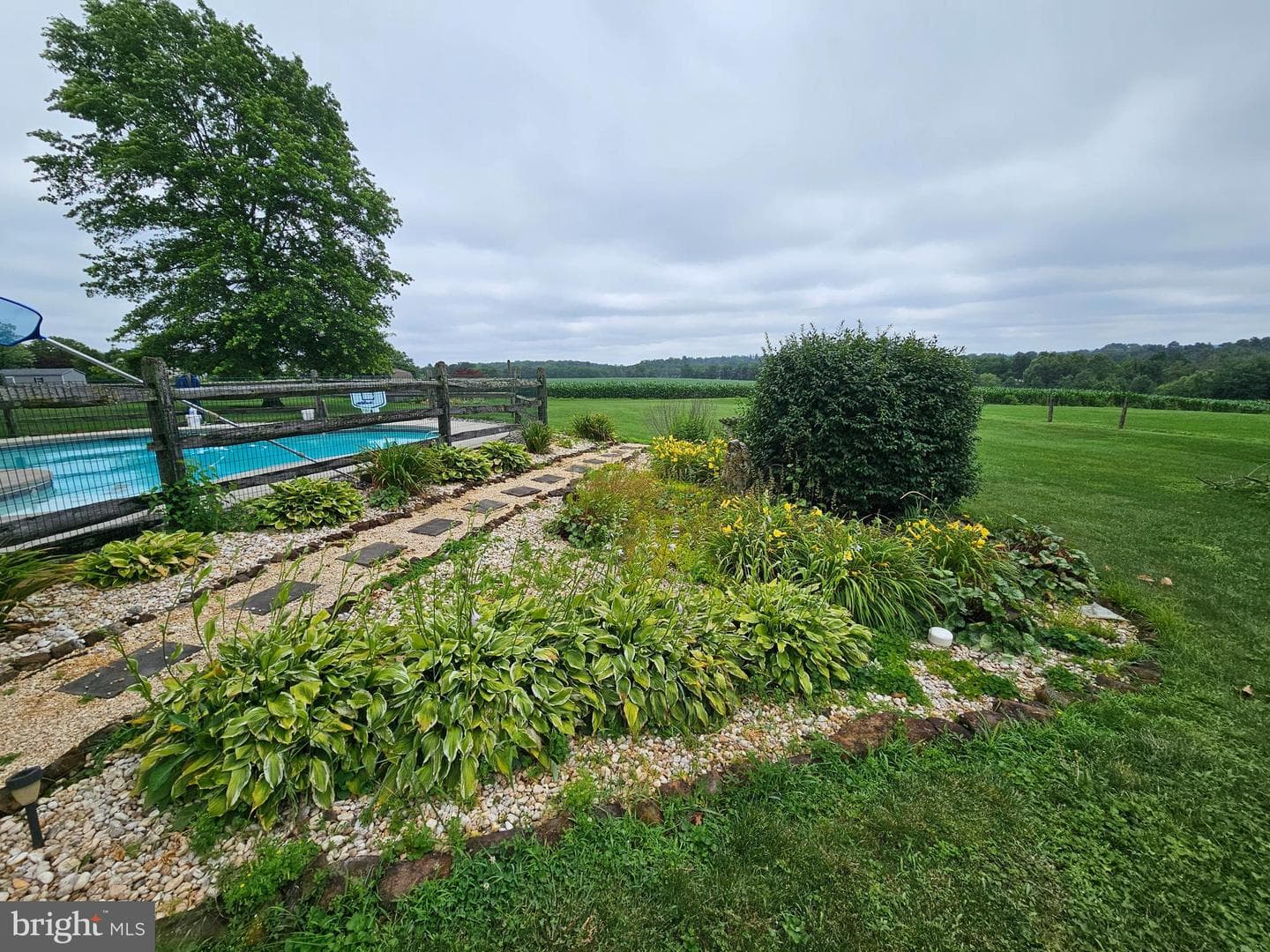 410 Chestnut Tree Road photo 37