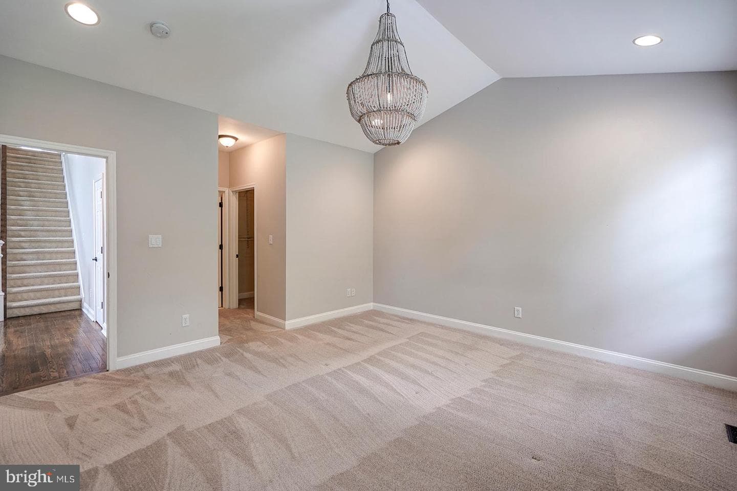 100 Forelock Court photo 24