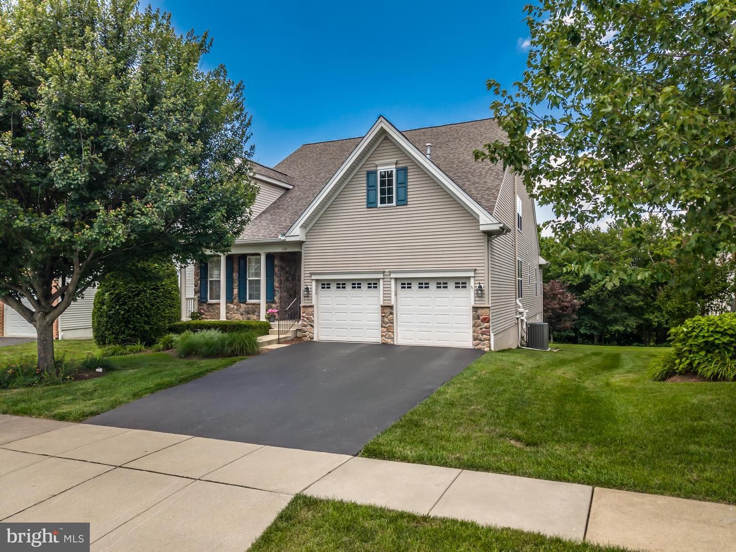 228 Gaston Lane photo 3