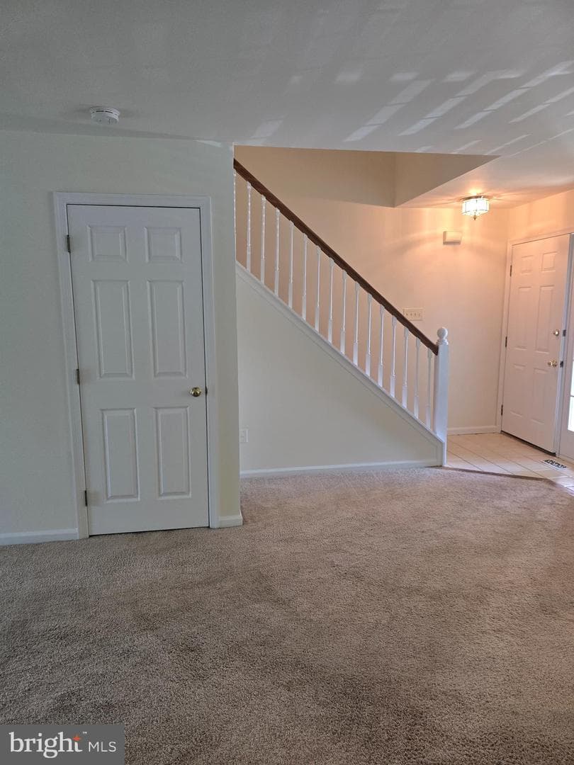 103 Lakeside Drive photo 6