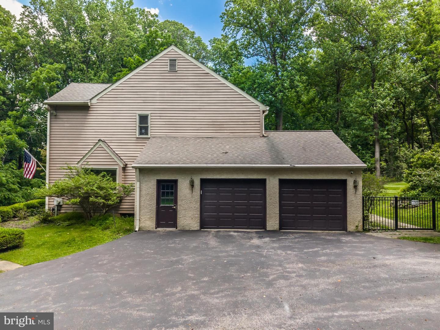 1024 Tinkerhill Lane photo 16