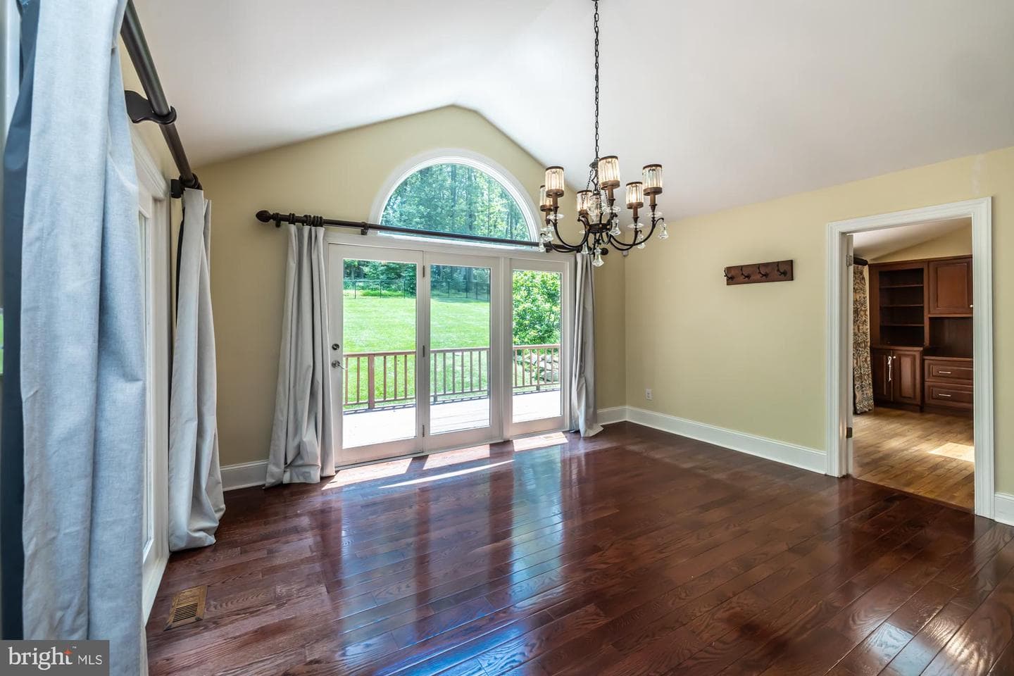 1024 Tinkerhill Lane photo 28