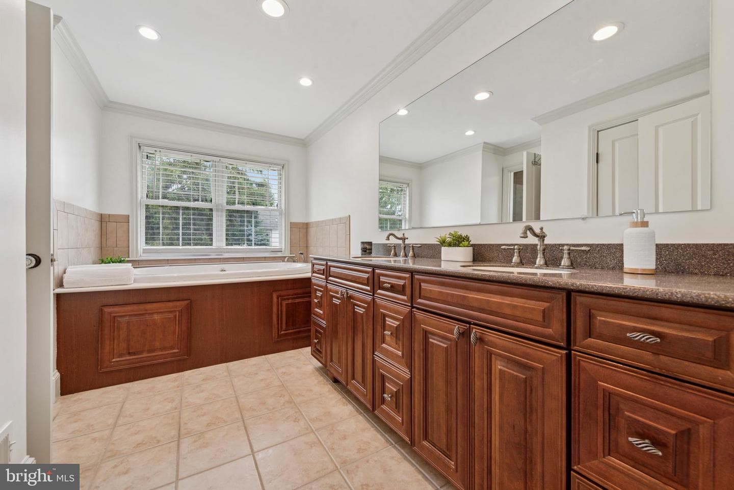 66 Waterloo Avenue photo 22