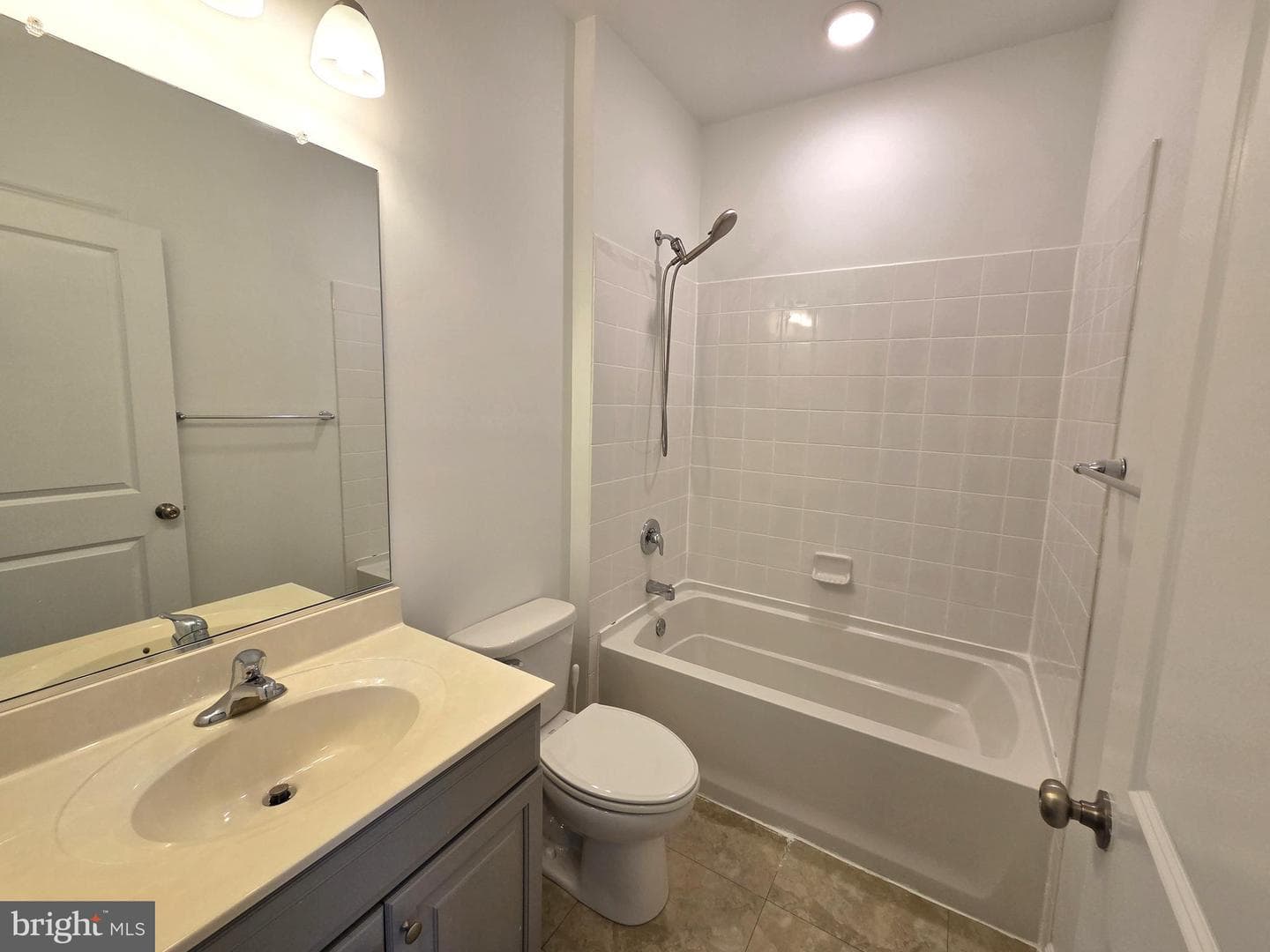 320 Dawson Place photo 36