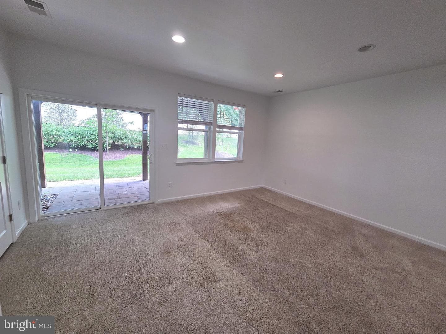 320 Dawson Place photo 41