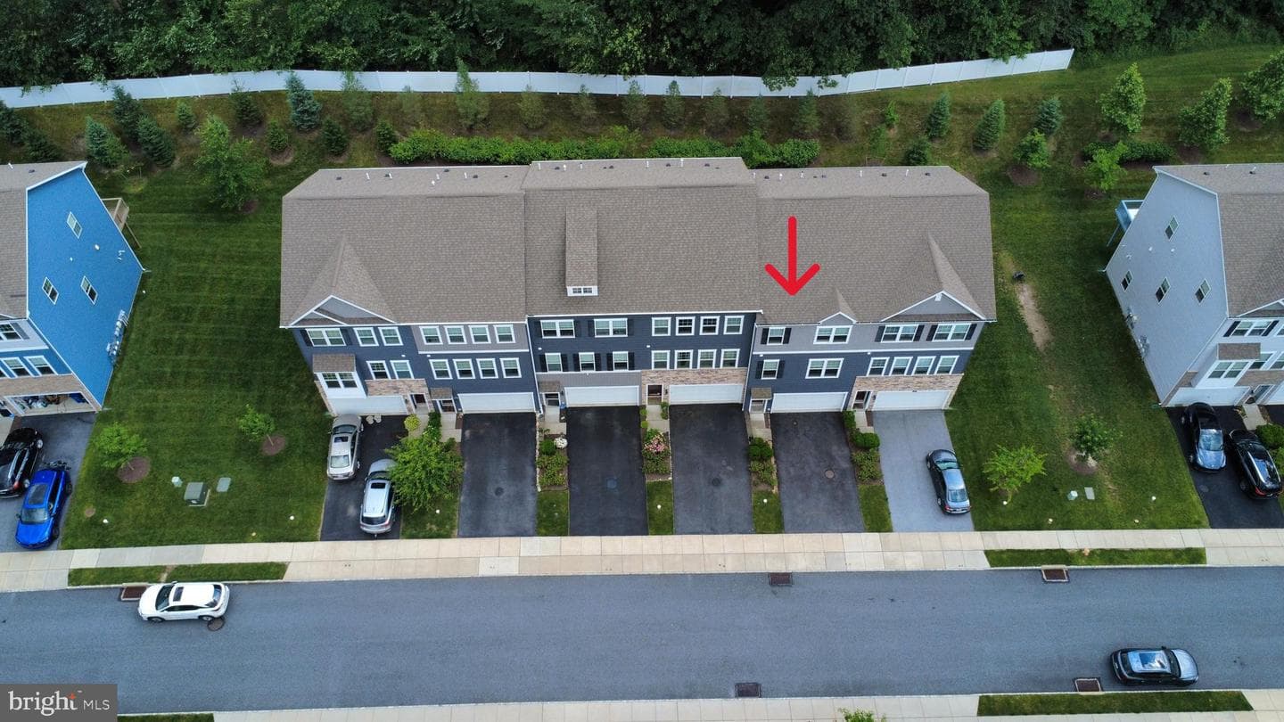 320 Dawson Place photo 6