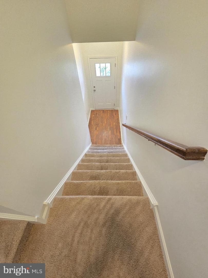 320 Dawson Place photo 9