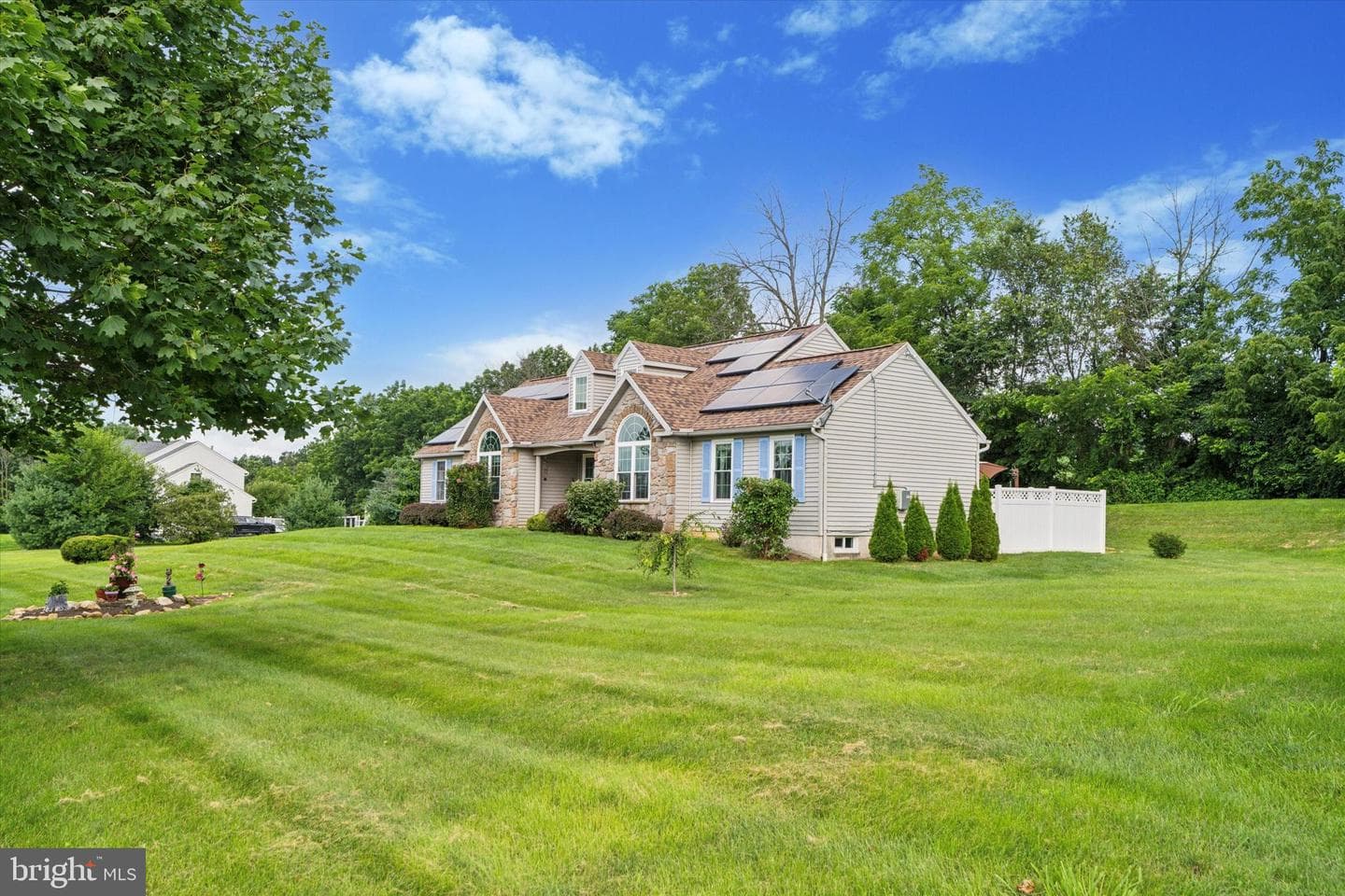 110 Hillbrook Drive photo 3