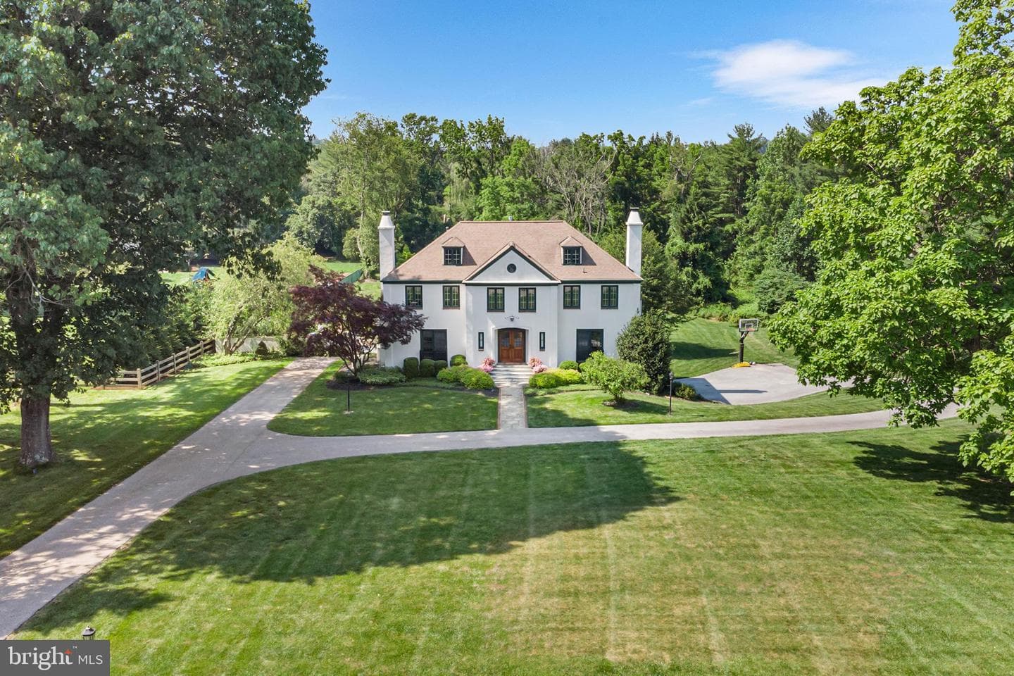 1263 Argyle Road photo 3