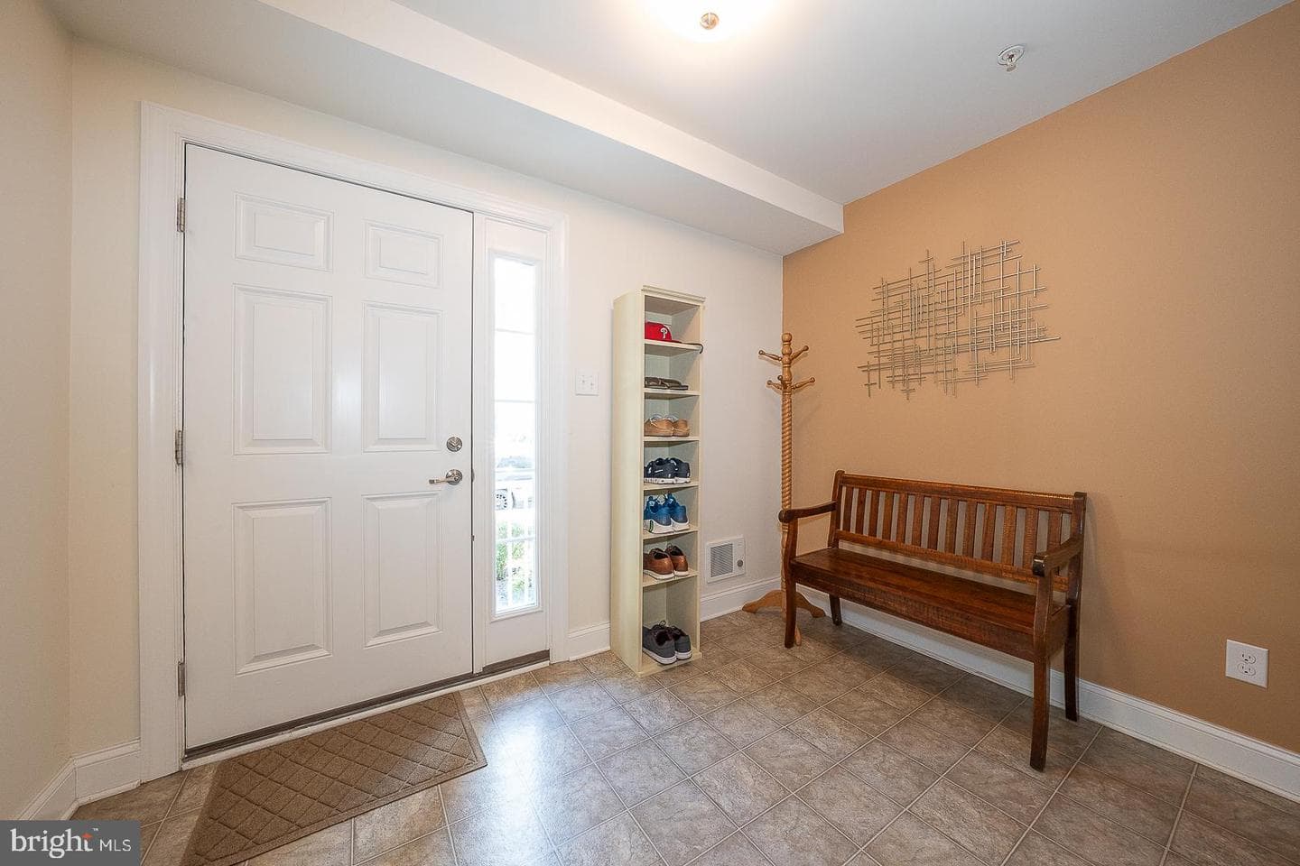 412 Danielle Way photo 4