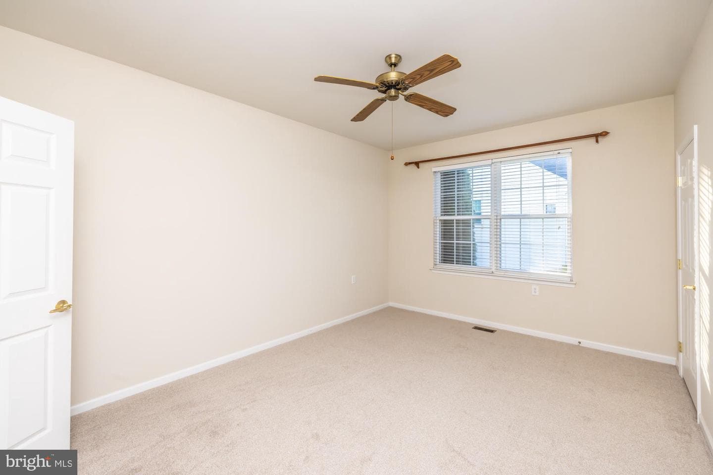 209 Kendig Lane photo 18
