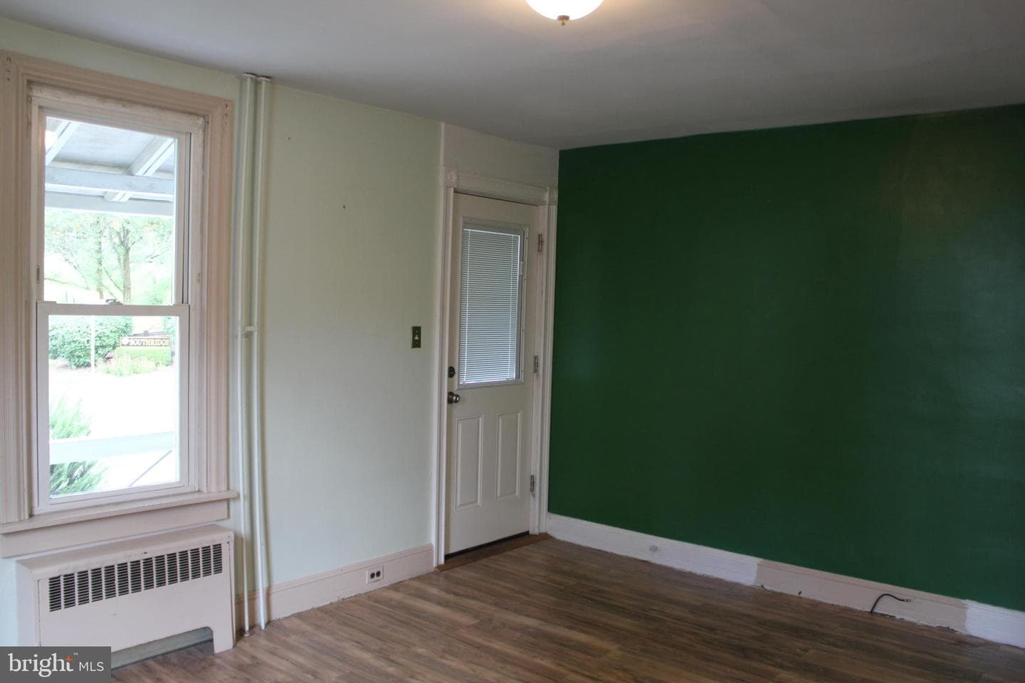 72 Sproul Road photo 5
