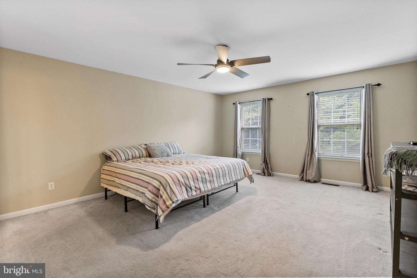 139 Hillside Lane photo 25