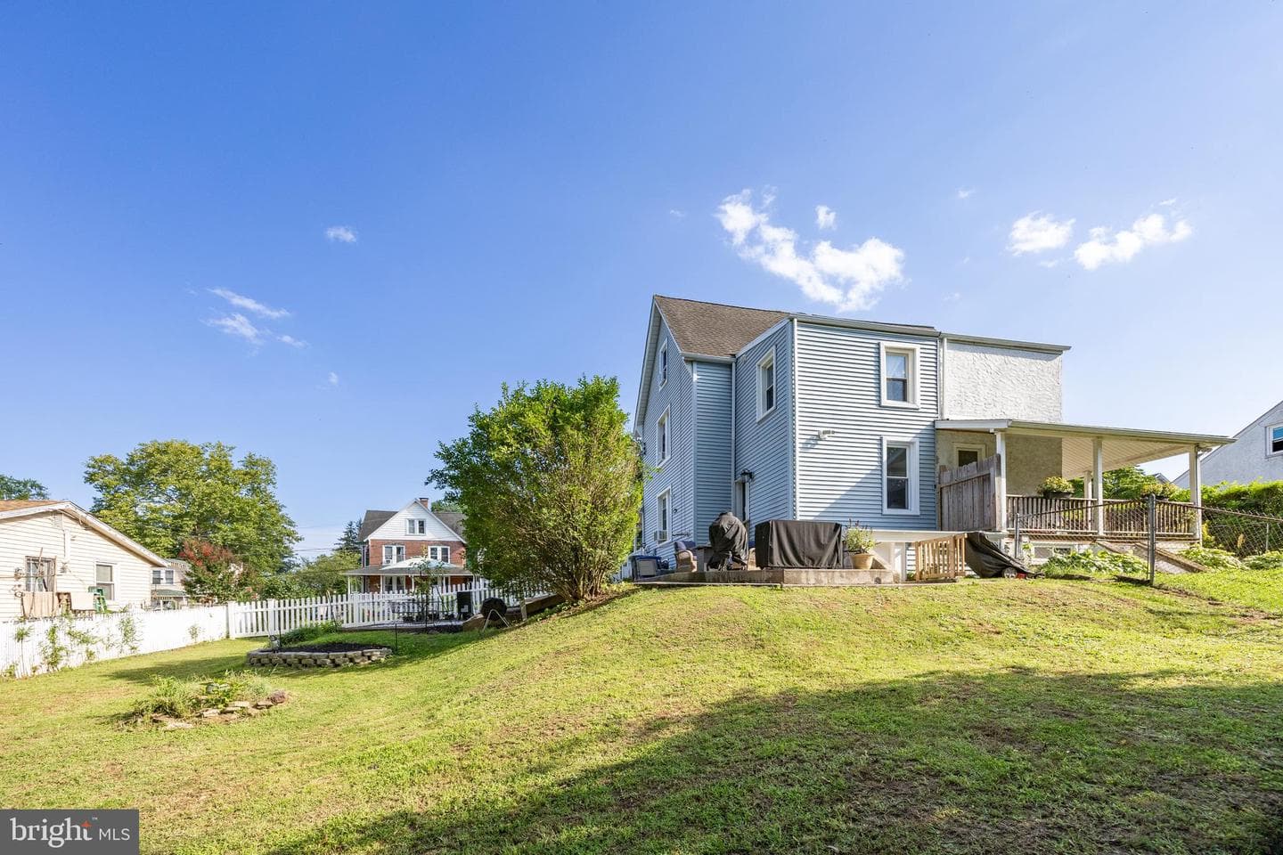 515 Heckel Avenue photo 30