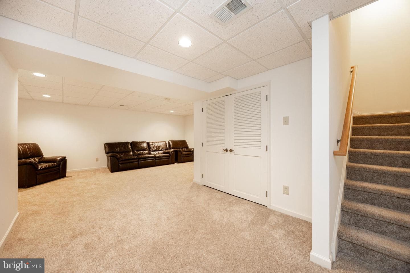 214 Windgate Drive photo 33