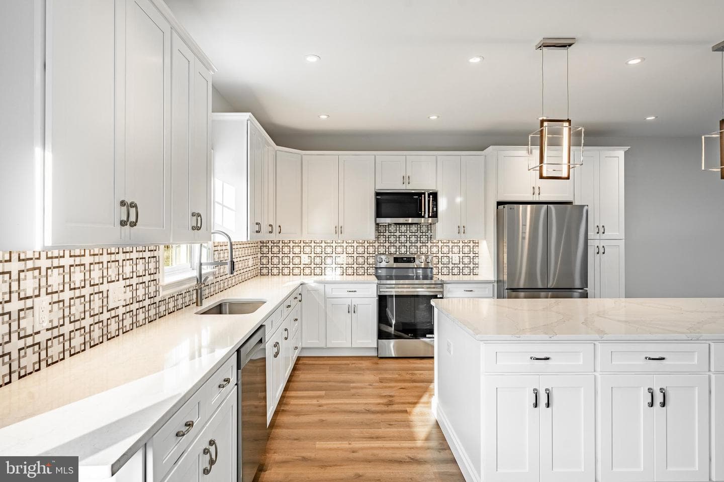 253 Reid Road photo 4
