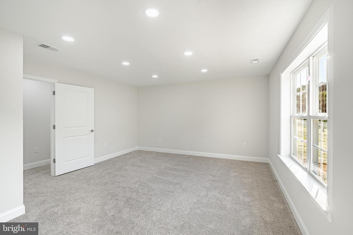 253 Reid Road photo 60